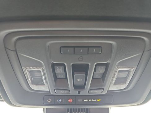 Used 2024 GMC Sierra 2500 Denali Ultimate image 44