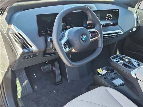 New 2026 BMW iX xDrive60 image 9