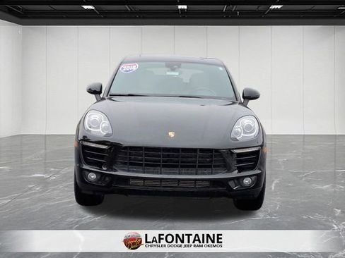 Used 2018 Porsche Macan AWD/4WD image 8
