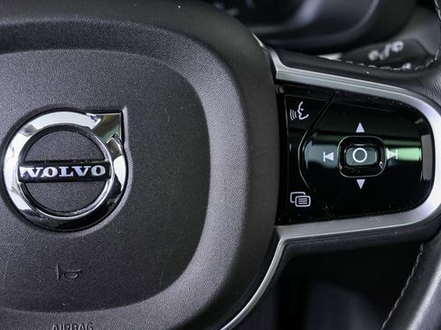 Used 2019 Volvo XC60 T5 Inscription w/ Protection Package Premier image 12