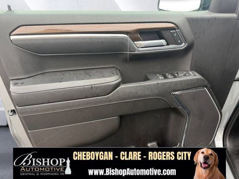 Used 2024 Chevrolet Silverado 1500 LT AWD/4WD image 22
