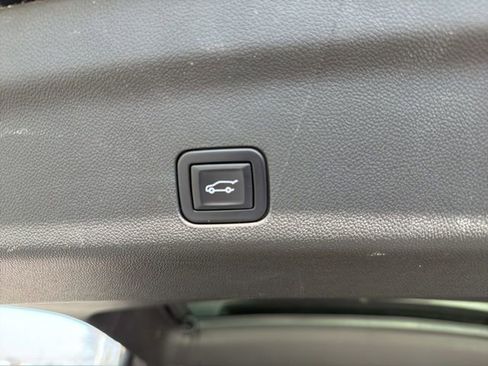 Used 2022 Chevrolet Tahoe High Country image 50