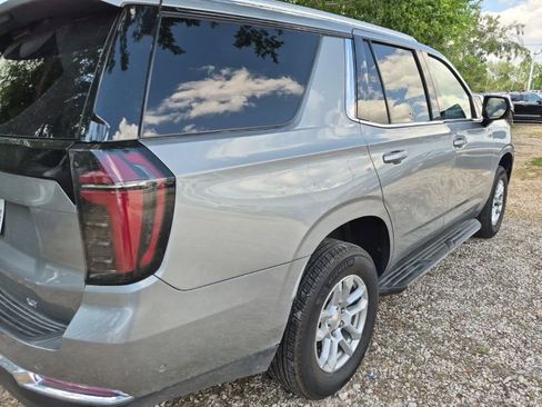 Used 2025 Chevrolet Tahoe LT image 3