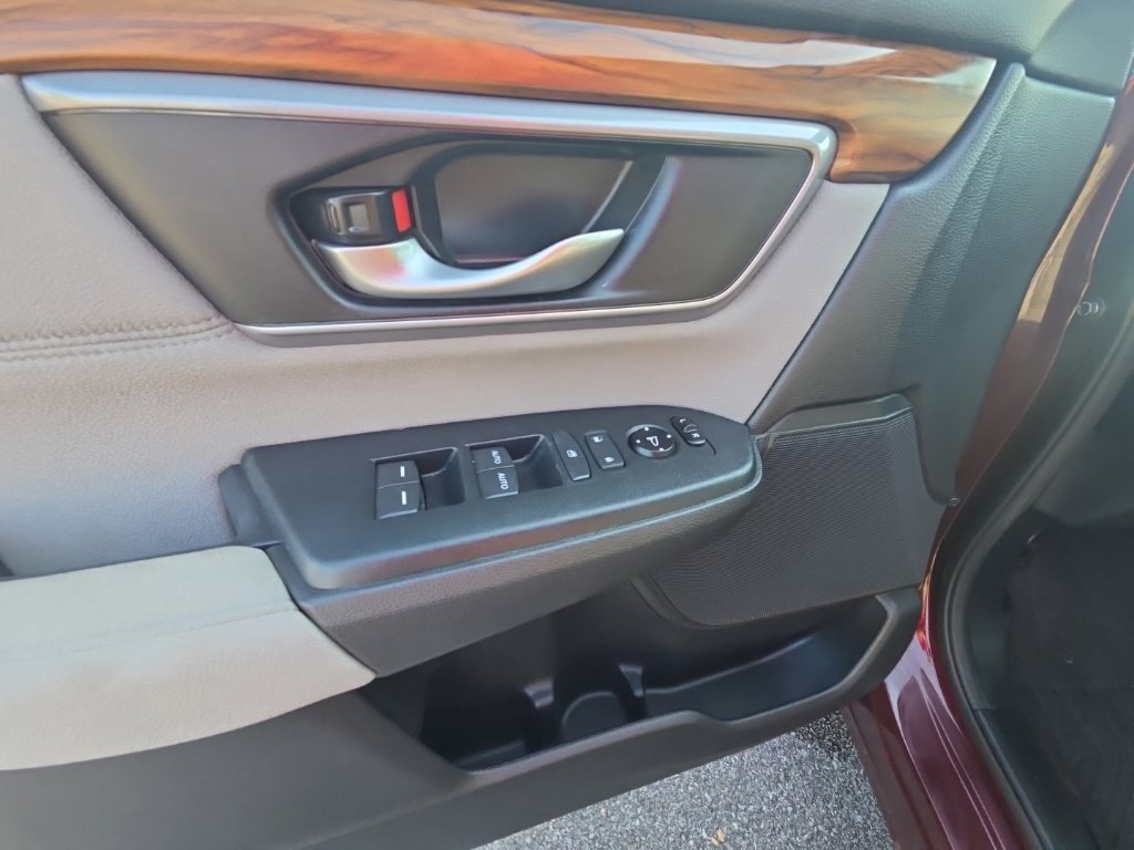 Used 2017 Honda CR-V EX image 31