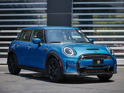 Used 2024 MINI Cooper S FWD image 1