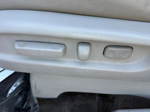 Used 2012 Honda Odyssey EX-L image 32