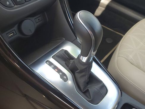 Used 2018 Buick Cascada Premium FWD image 28