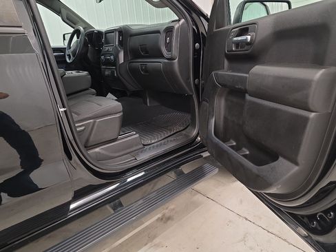 Used 2023 Chevrolet Silverado 1500 Custom w/ LPO, Dark Essentials Package AWD/4WD image 6