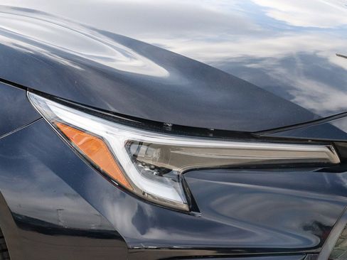 Certified 2024 Toyota Corolla SE w/ SE Premium Package FWD image 7
