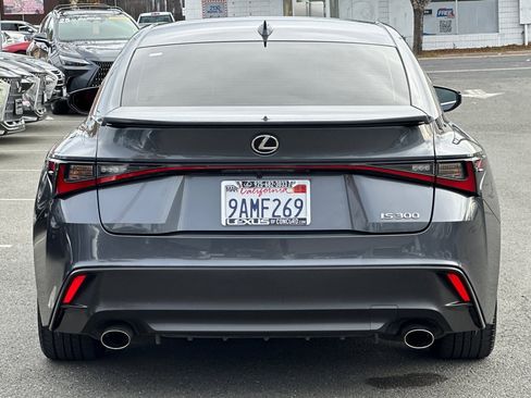 Certified 2022 Lexus IS 300 image 5