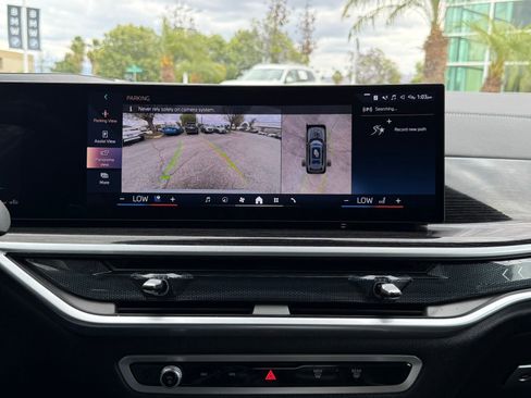 Certified 2025 BMW X7 xDrive40i w/ M Sport Package AWD/4WD image 30