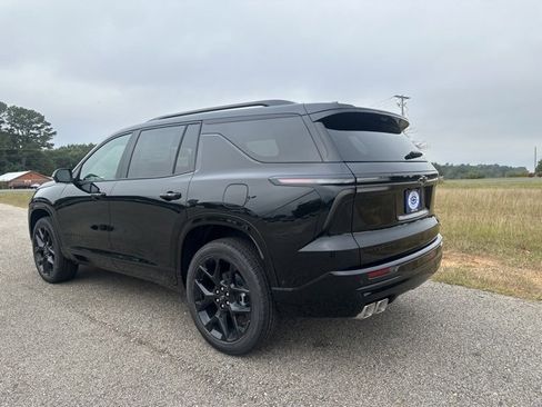 New 2026 Chevrolet Traverse RS w/ LPO, Floor Liner Package image 10