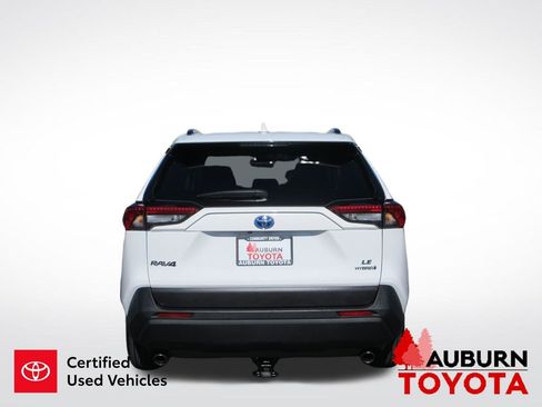 Used 2024 Toyota RAV4 LE image 7