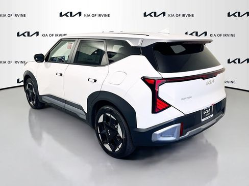 New 2027 Kia Seltos S FWD image 5