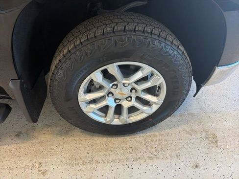 New 2026 Chevrolet Silverado 1500 LT w/ Z71 Off-Road Package image 9