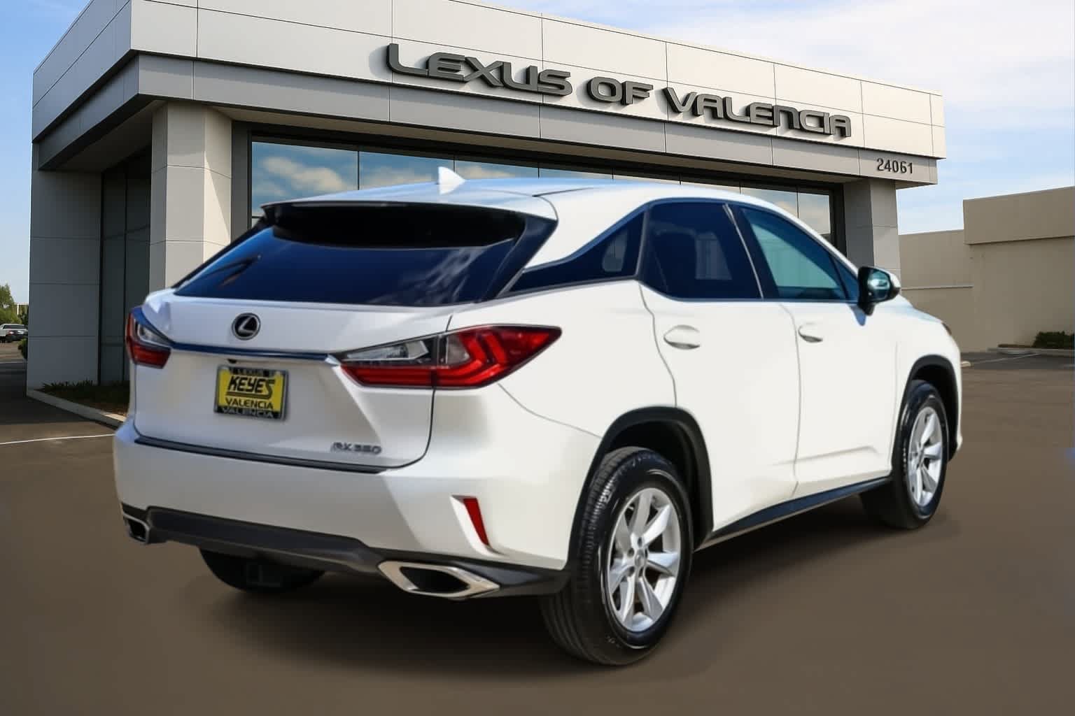 Used 2017 Lexus RX 350 FWD w/ Accessory Package image 4
