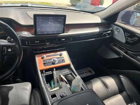 Used 2020 Lincoln Aviator Reserve w/ Equipment Group 202A AWD/4WD image 29