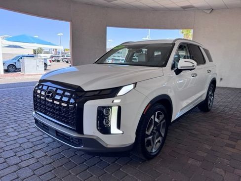 Used 2024 Hyundai Palisade Limited AWD/4WD image 1