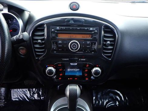 Used 2011 Nissan Juke SV w/ Chrome Pkg image 16