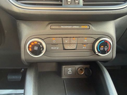 Used 2023 Ford Escape AWD image 23