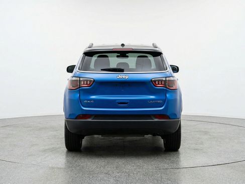 Used 2025 Jeep Compass Limited AWD/4WD image 7