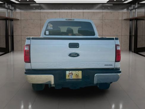 Used 2016 Ford F250 XL w/ Power Equipment Group image 19