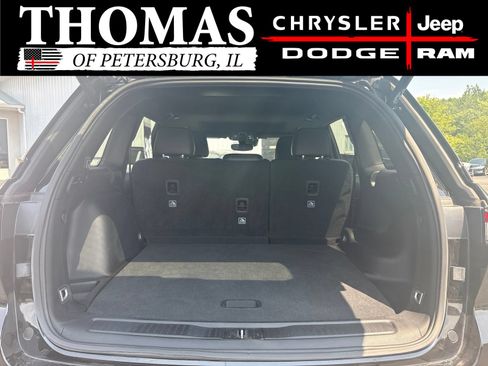 Used 2024 Jeep Grand Cherokee Altitude AWD/4WD image 22