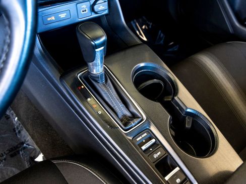 Used 2024 Honda Civic Sport image 18