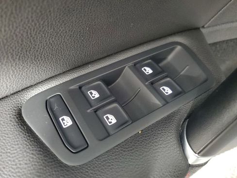 Used 2019 Volkswagen GTI Autobahn image 18