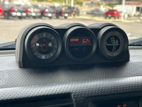 Used 2007 Toyota FJ Cruiser 4WD image 19