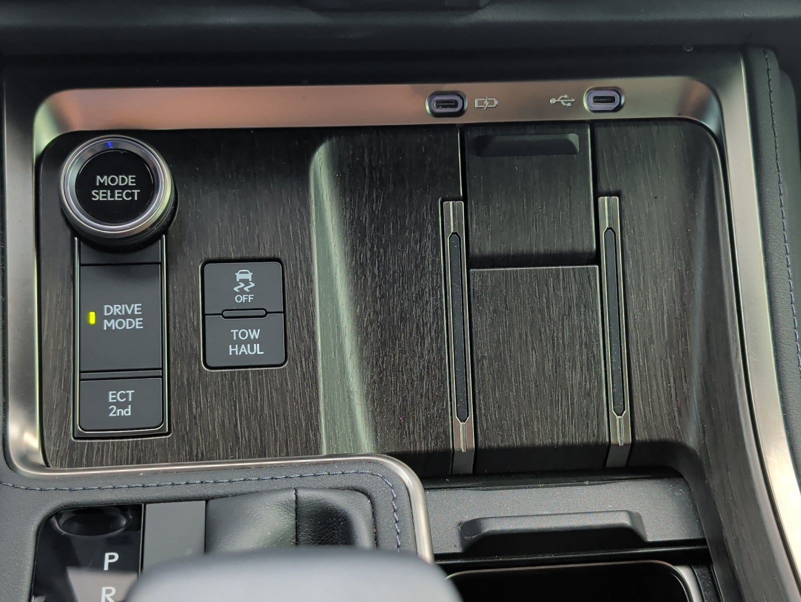 Used 2024 Lexus GX 550 w/ Accessory Package (Z1) AWD/4WD image 20