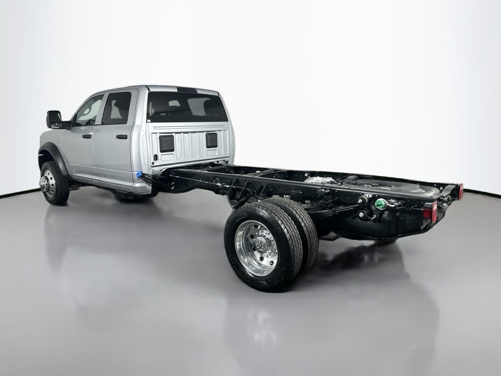 New 2026 RAM 4500 Tradesman w/ Chrome Appearance Group AWD/4WD image 5