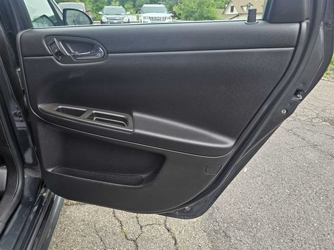 Used 2015 Chevrolet Impala Limited LS FWD image 10