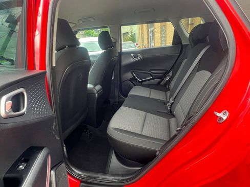 Used 2020 Kia Soul S FWD image 28