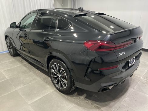 Used 2023 BMW X6 xDrive40i w/ M Sport Package image 5