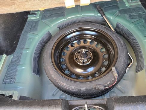 Used 2015 Chevrolet Cruze LTZ w/ Sun, Sound and Sport Package image 26