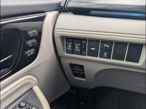 New 2026 Honda Odyssey Elite image 14