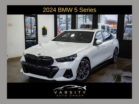 Used 2024 BMW 540i xDrive 540i xDrive w/ Premium Package image 1