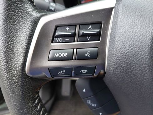 Used 2015 Subaru Forester 2.5i Touring AWD/4WD image 5