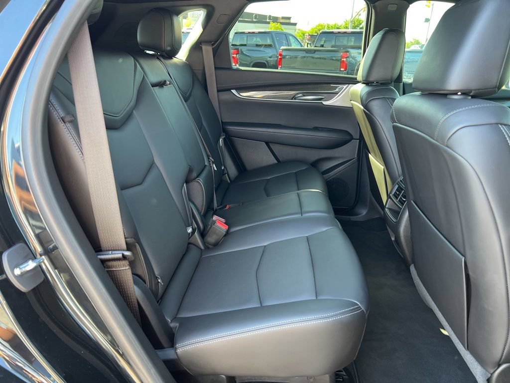Certified 2023 Cadillac XT5 Sportv w/ Technology Package AWD/4WD image 27