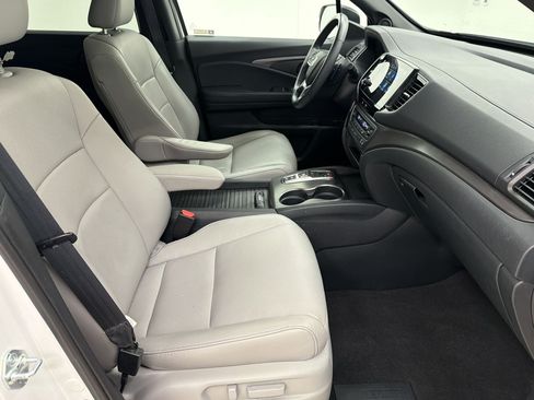 Used 2023 Honda Passport EX-L image 25