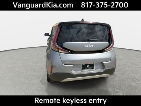 Certified 2025 Kia Soul LX FWD image 8