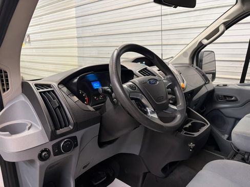 Used 2015 Ford Transit 150 XLT RWD image 13