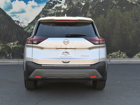Used 2023 Nissan Rogue SV AWD/4WD image 10