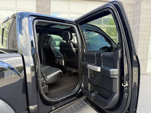 Used 2018 Ford F150 Raptor w/ Equipment Group 802A Luxury AWD/4WD image 40