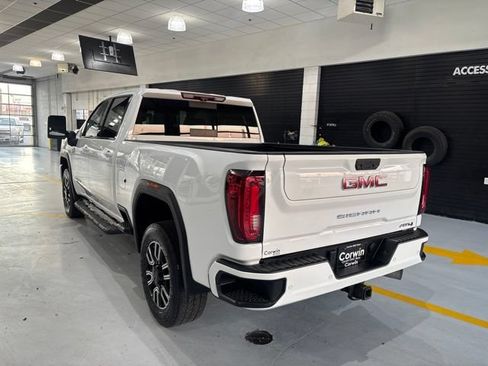 Certified 2020 GMC Sierra 2500 AT4 w/ AT4 Premium Package AWD/4WD image 6