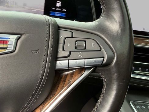 Used 2022 Cadillac Escalade Sport Platinum w/ LPO, ONYX Package AWD/4WD image 32