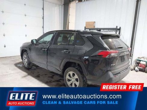 Used 2022 Toyota RAV4 LE image 6