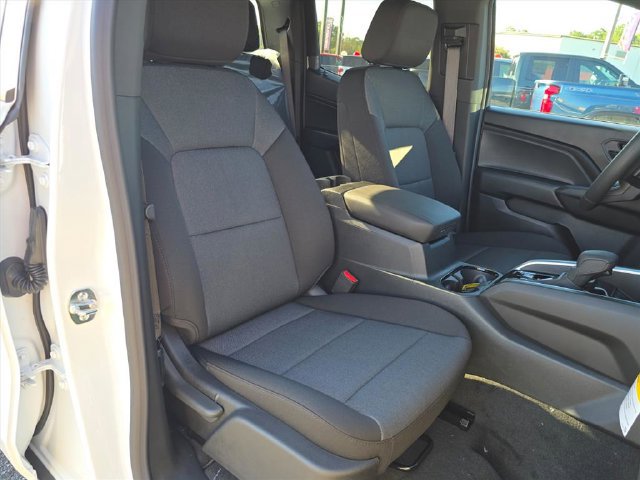 New 2026 Chevrolet Colorado W/T RWD image 15