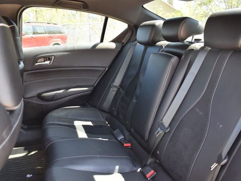 Used 2020 Acura ILX image 8